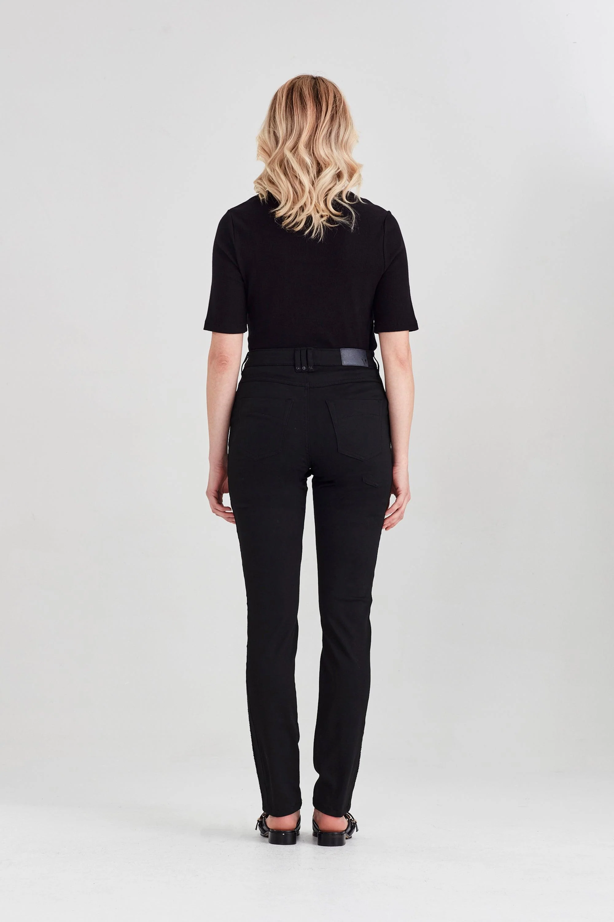 Empire Jean - Black - Image 5